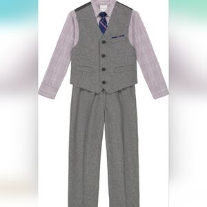 Gray Vest and Pants Set with Checkered Shirt